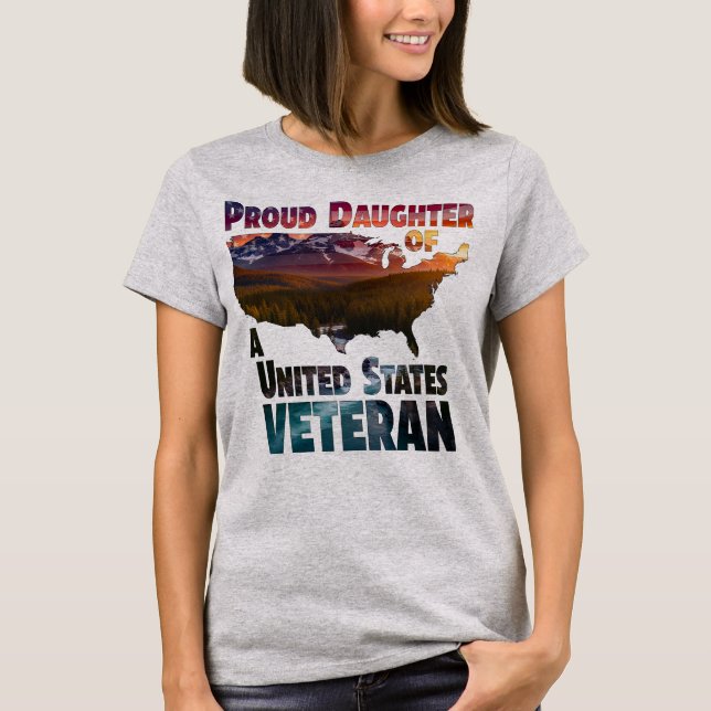 Proud Daughter of a United States Veteran T-Shirt (Vorderseite)