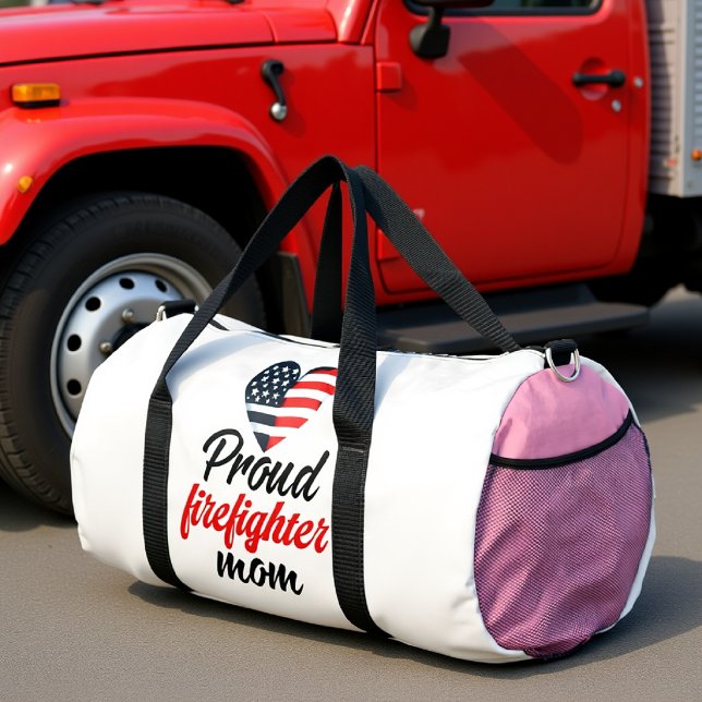 Proud Firefighter Mom American Heart Duffle Bag (Von Creator hochgeladen)