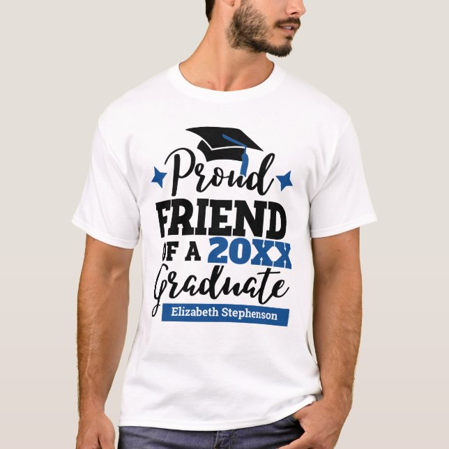 Proud Friend 2022 Absolvent schwarzen blauen Tasse T-Shirt (Vorderseite)