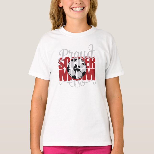 Proud-Fußball-Mama mit roten Buchstaben T-Shirt (Vorderseite)