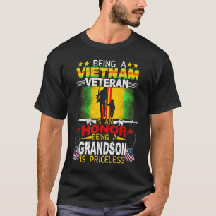 Proud Grandson Vietnam Veteran Vintag Militaty Me T-Shirt