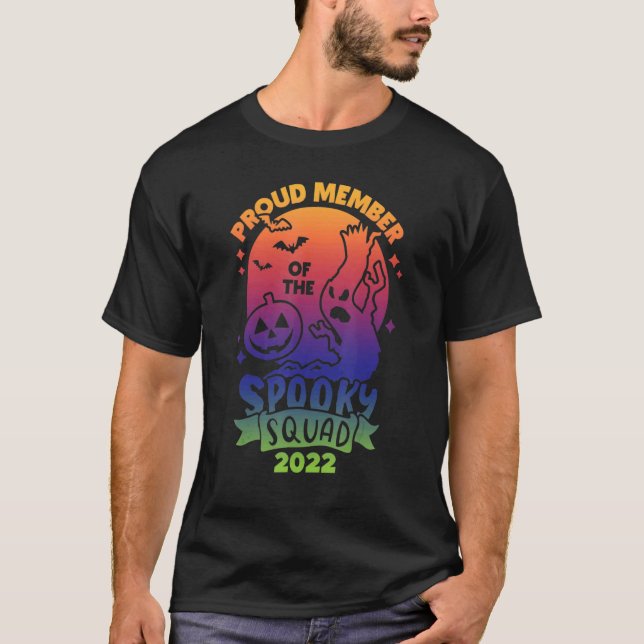Proud Member of the Spooky Squad 2022 Happy Hallow T-Shirt (Vorderseite)