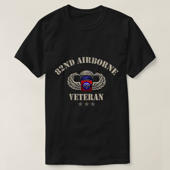 Proud Military U.S. Army 82. Im Flugzeug Division  T-Shirt (Design vorne)