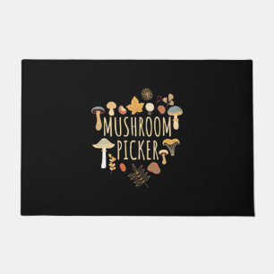 Proud Mushroom Picker Fußmatte