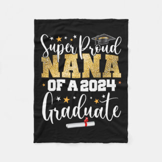 Proud Nana 2024 Graduate Senior Abschluss Uni Fleecedecke