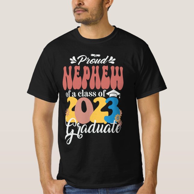 Proud NEPHEW einer Klasse von 2023 Graduate Retro  T-Shirt (Vorderseite)