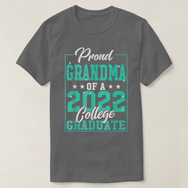 Proud Oma of a 2022 Uni Graduate Graduation T-Shirt (Design vorne)