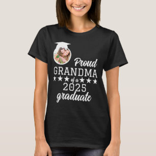 Proud Oma of a Graduate Family Abschluss 2025 T-Shirt