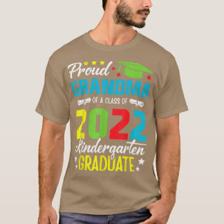 Proud Oma of Class of 2022 Kindergarten Gradua T-Shirt