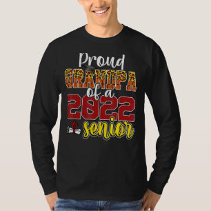 Proud Opa of a Senior 2022 Abschluss Basketba T-Shirt