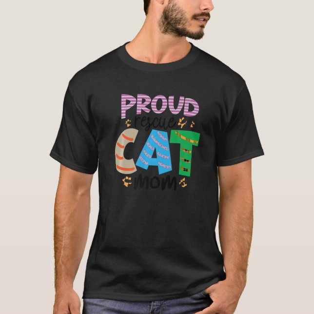 Proud Rescue Cat Mama Graphic Patchwork T-Shirt (Vorderseite)