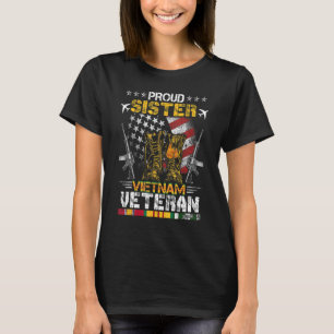 Proud Sister of Vietnam Veteran US Flag Veteran D T-Shirt