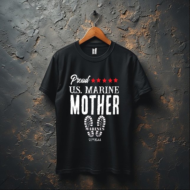 Proud U.S. Marine Customized Military T-Shirt (Von Creator hochgeladen)