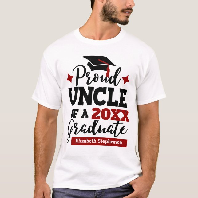 Proud Uncle 2022 Graduierte schwarz rote Kappe Nam T-Shirt (Vorderseite)