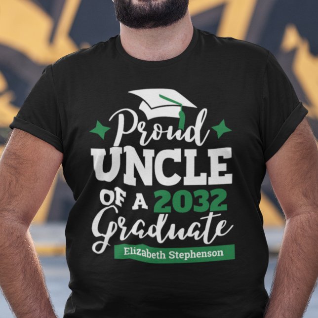 Proud Uncle 2023 Graduierte schwarz grüner Tassel- T-Shirt (Von Creator hochgeladen)