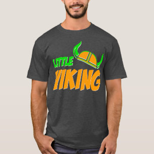 Proud wenig Viking Warrior mit Helmet T-Shirt