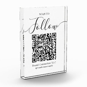 Prüfen Sie den QR-Code-Firmennamen. Fotoblock