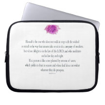 PSALM 1:1-3 mit Lila Blume