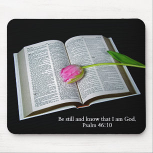 Psalm 46:10 Rosa Tulip auf der Bibel Mousepad