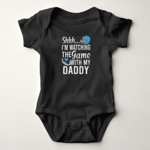 Pssst, ich schaue mit Papa das Spiel Baby Strampler