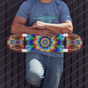 Psychedelic Blume Power Skateboard