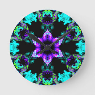 Psychedelic Hippie Flower Purple Teal and Black Runde Wanduhr