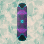 Psychedelische Hippie Lila und Aquamarin Skateboard<br><div class="desc">Dieses psychedelische Kaleidoskop-Design zeichnet sich durch lila und aquamarine Eigenschaften aus. Lebhafte trippige Visuals für den modernen Hippie oder für jeden,  der helle Farben Liebe!</div>