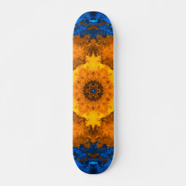 Psychedelische Kaleidoskop-Blume Gelb und Blau Skateboard