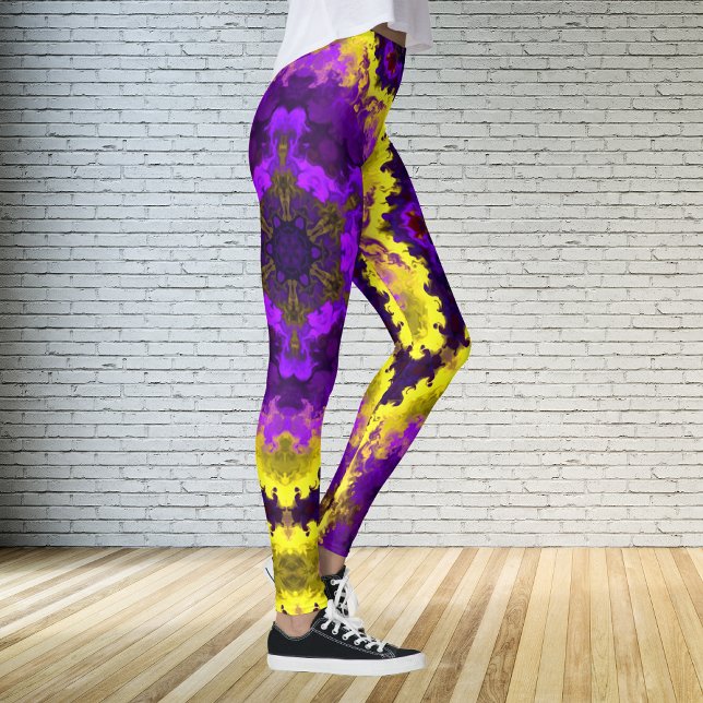 Psychedelische Mandala-Blume Gelb und Lila Leggings (Von Creator hochgeladen)