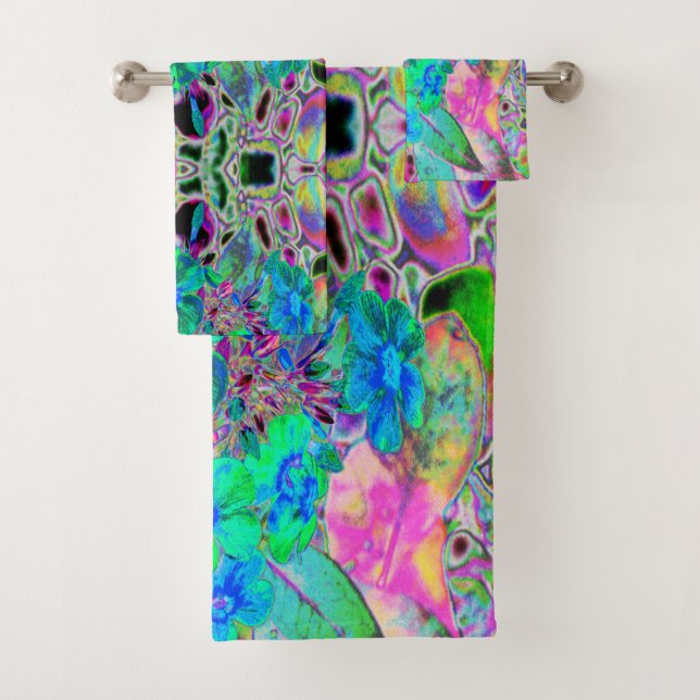 Psychedelische Trippy Lime Green and Blue Flowers Badhandtuch Set (Insitu)