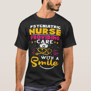 Psychiatrische Krankenschwester, die mit einem Läc T-Shirt
