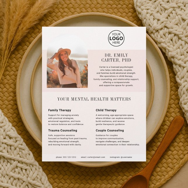 Psychologische Therapie Logo Foto Blush Flyer (Von Creator hochgeladen)