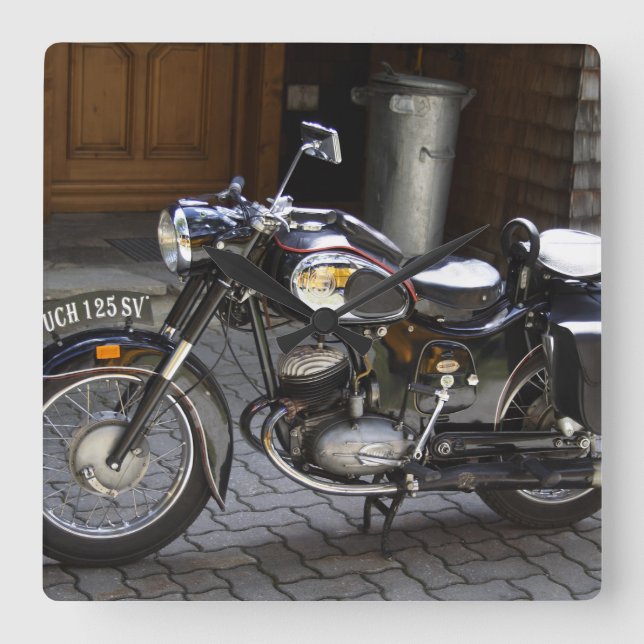 Puch 125 SV Quadratische Wanduhr (Vorderseite)
