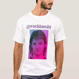 Puckbandit T - Shirt (Geschäfte im Vordergrund)