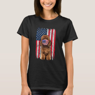 Pudel Amerikanische Flagge Hund Trägt Gesichtsmask T-Shirt