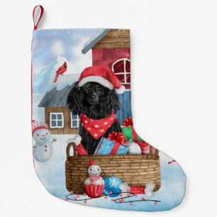 Pudel-Hund im Schnee Weihnachten Hundehaus Kleiner Weihnachtsstrumpf