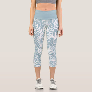 Puderblau floral capri leggings