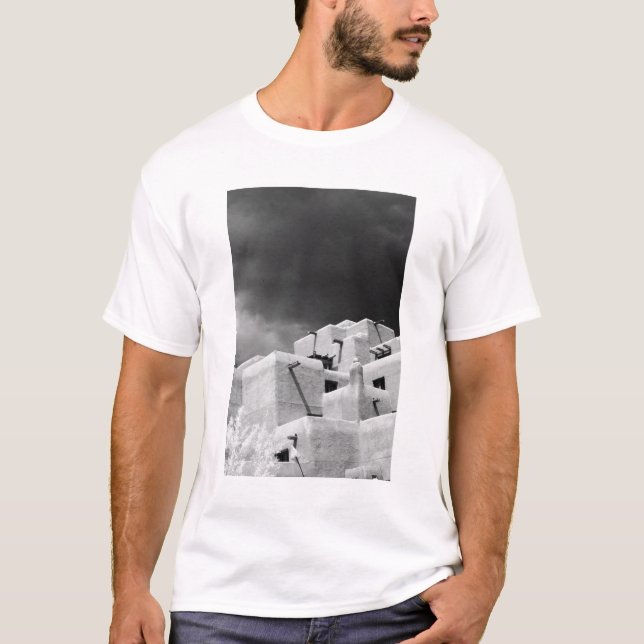 Pueblo style adobe Inn at Loretto, Santa Fe, New 2 T-Shirt (Vorderseite)