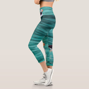 Puffin in der Auferstehungsbucht, Alaska Capri Leggings