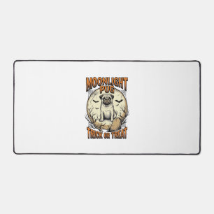 Pug Halloween-Shirt mit Vintage-Engraving-Mond_1 Schreibtischunterlage