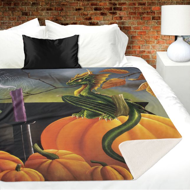 Pumpkin Dragon Cauldron Halloween Sherpadecke (Von Creator hochgeladen)