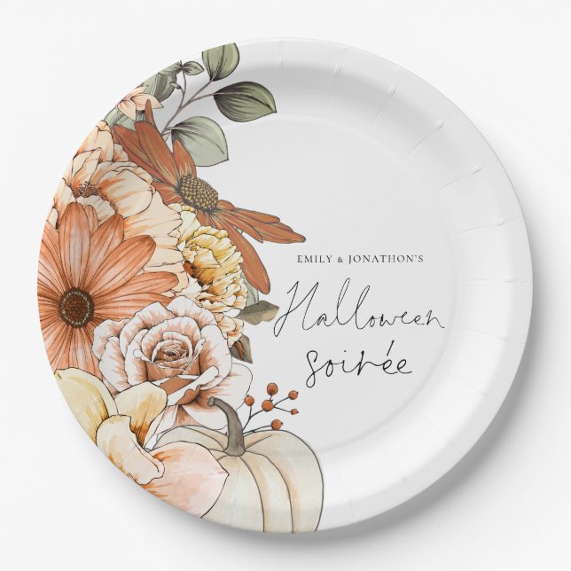 Pumpkin Fall Florals Script Halloween Soirée Pappteller (Vorderseite)