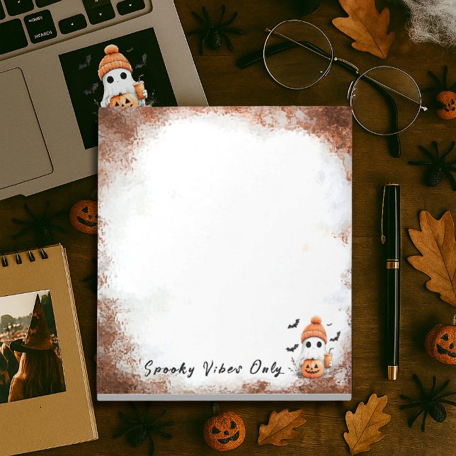 Pumpkin Spice Spooky Vibes Personalisiert Notizblock (Von Creator hochgeladen)