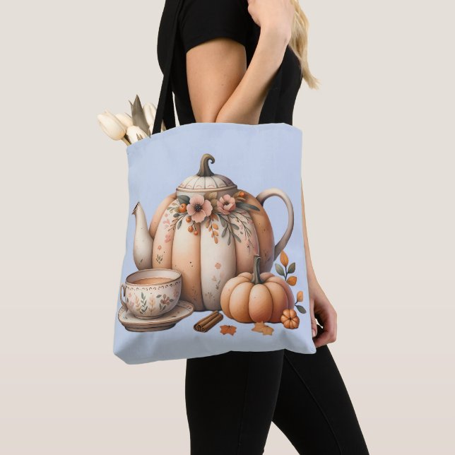 Pumpkin Teapot mit Fall Florals Illustration (Von Nahem)