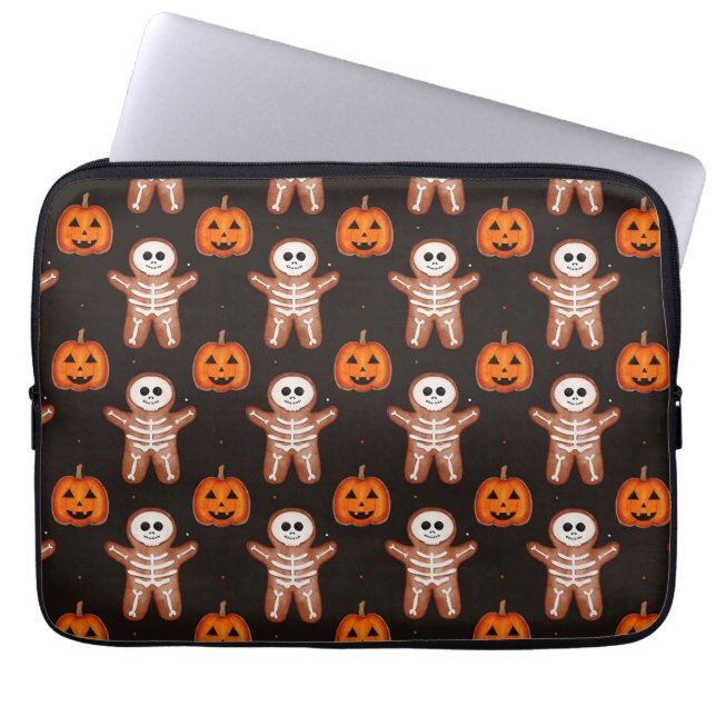 Pumpkins and Skeleton Gingerbread Halloween Design Laptopschutzhülle (Vorderseite)