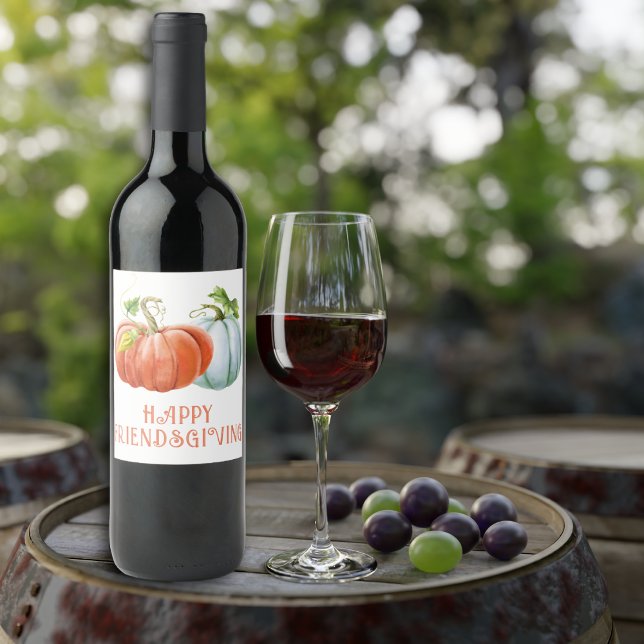 Pumpkins Happy Friendsgiving brennender orangefarb Weinetikett (Von Creator hochgeladen)