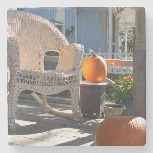 Pumpkins und Wicker Rocker - Martha's Vineyard Steinuntersetzer (Vorderseite)