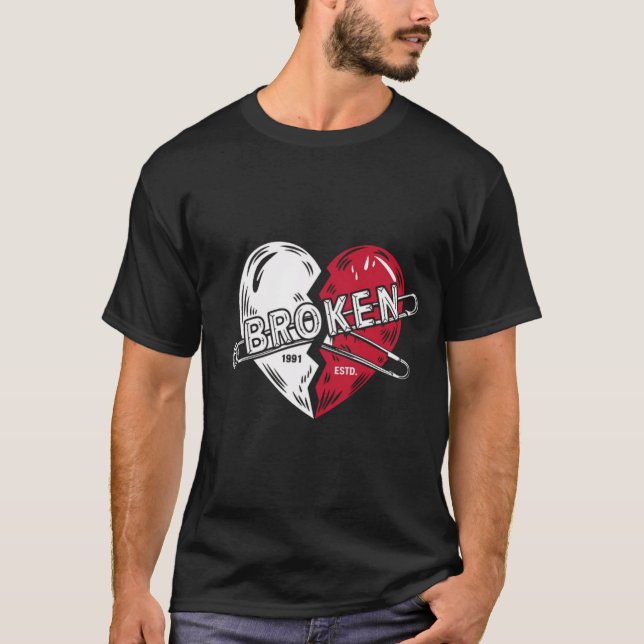 Punk Broken Heart Design T-Shirt (Vorderseite)