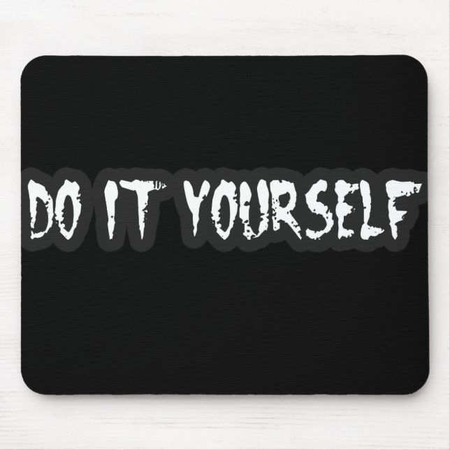 PunkTypmädchen DIY PUNKfelsen-Musik Mousepad (Vorne)