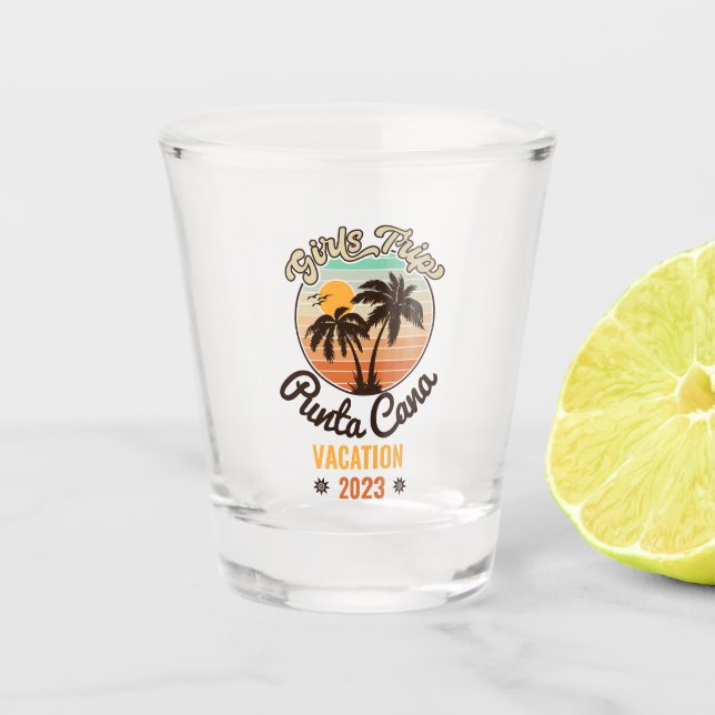 Punta Cana personalize Vacation 2023 Retro 60er Schnapsglas (Vorderseite)